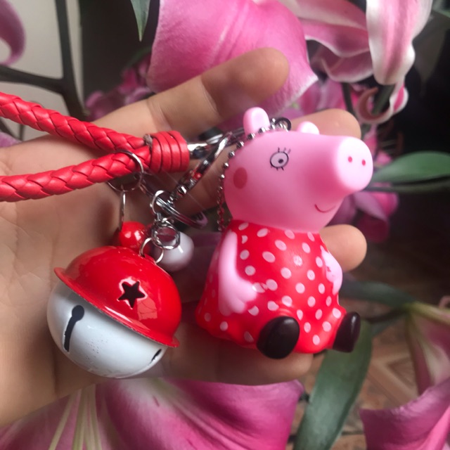 Móc khoá hình petty đầm bà già