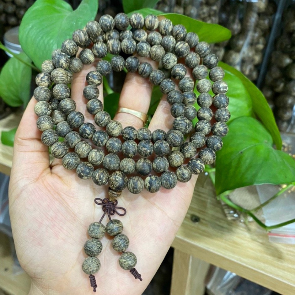 Vòng Tay Trầm Hương 108 Hạt 8mm Trầm Dó Dây INDO Cao Cấp Xịn VIP Lạc Việt cho Nam Nữ Cầu Tài Lộc - Phú Quý - Bình An