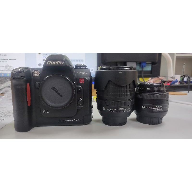Fujifilm s2, lens Nikon 35 1.8G, Nikon 18-105
