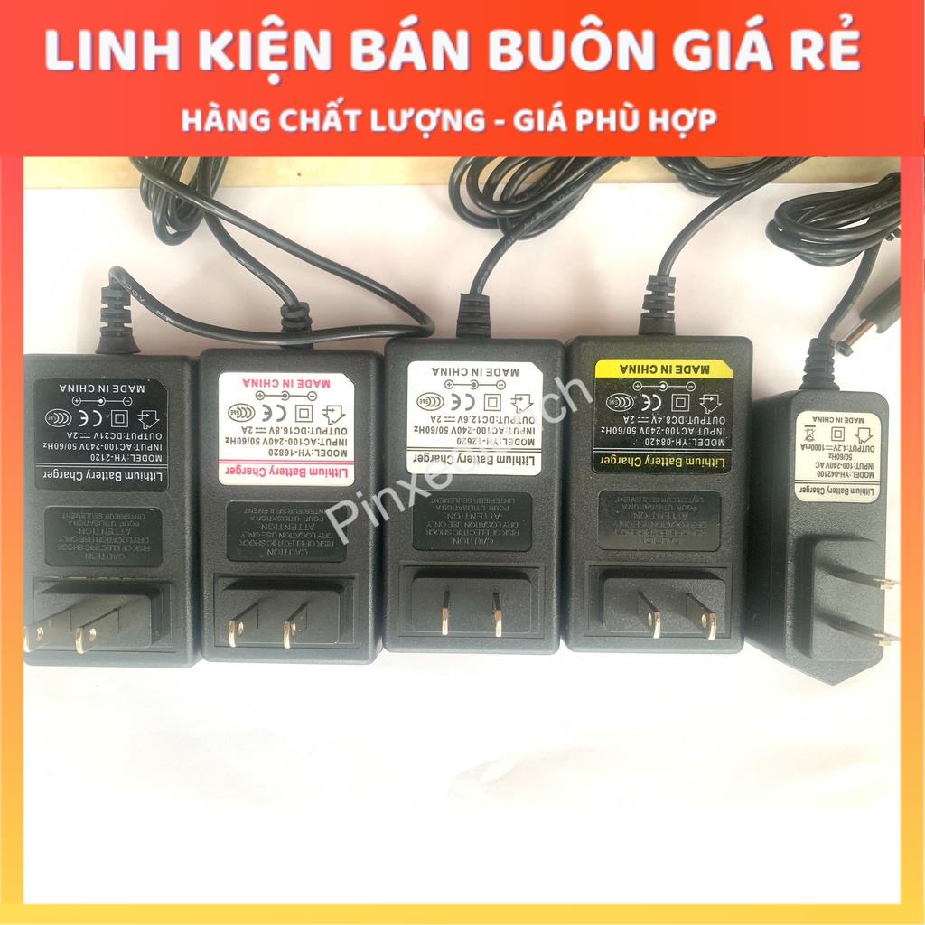 Sạc 3S 12.6V 2A vuông, chuyên sạc pin Li-ion 10.8V-12V, có đèn báo đầy