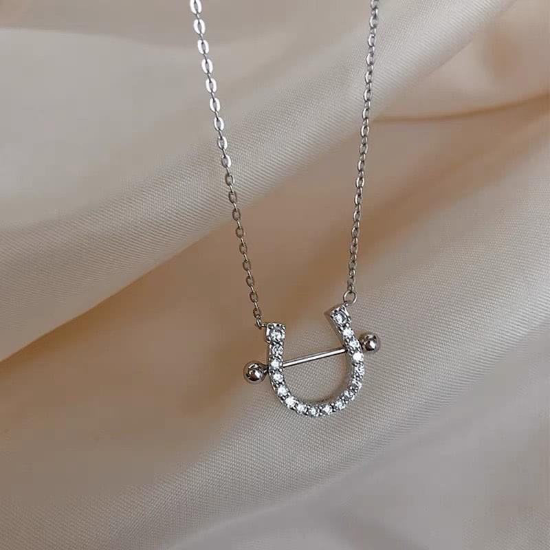 Dây chuyền đá khoá nhân duyên xinh xắn