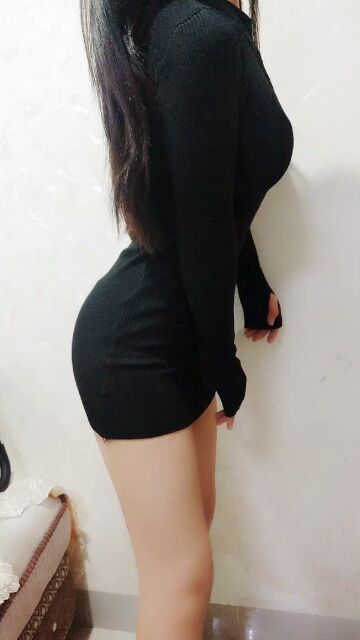 Váy body len khóa ngực xỏ ngón