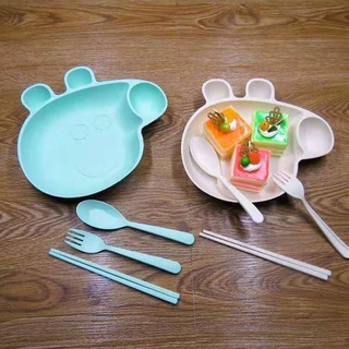 Khay ăn dặm lúa mạch hình heo Peppa Pig (kèm dĩa và thìa cho bé)