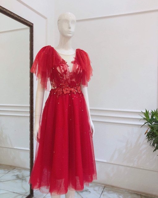 ĐẦM XÒE CÔNG CHÚA TAY DÚN ĐÍNH ĐÁ