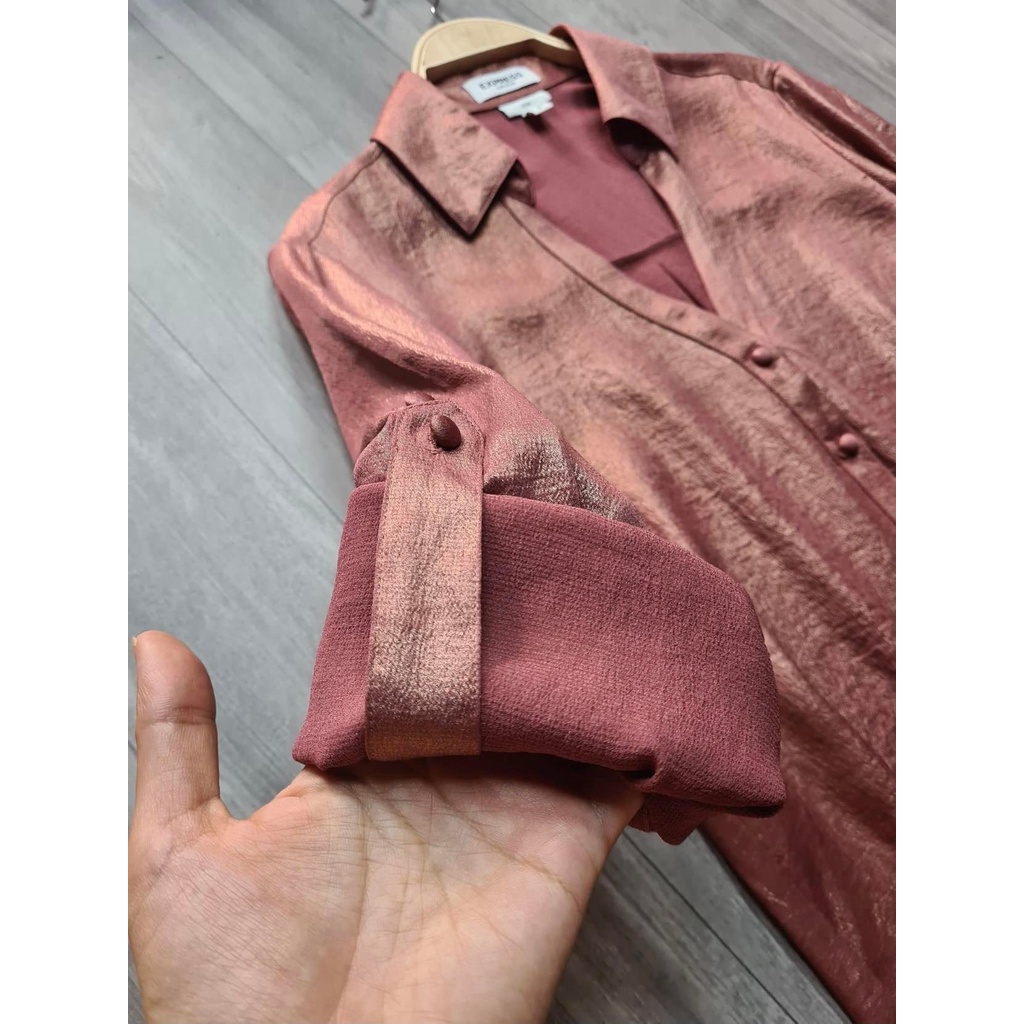 Áo sơ mi màu siêu Hiếm, Express