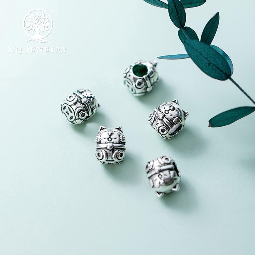 Charm bạc mèo xỏ ngang - NQ Jewelry