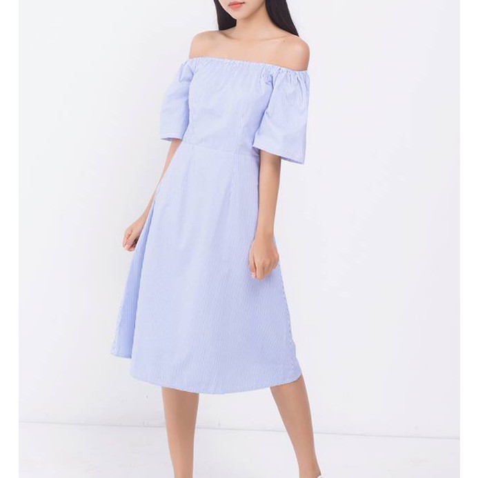 Đầm sọc xanh trắng trễ vai I-D02