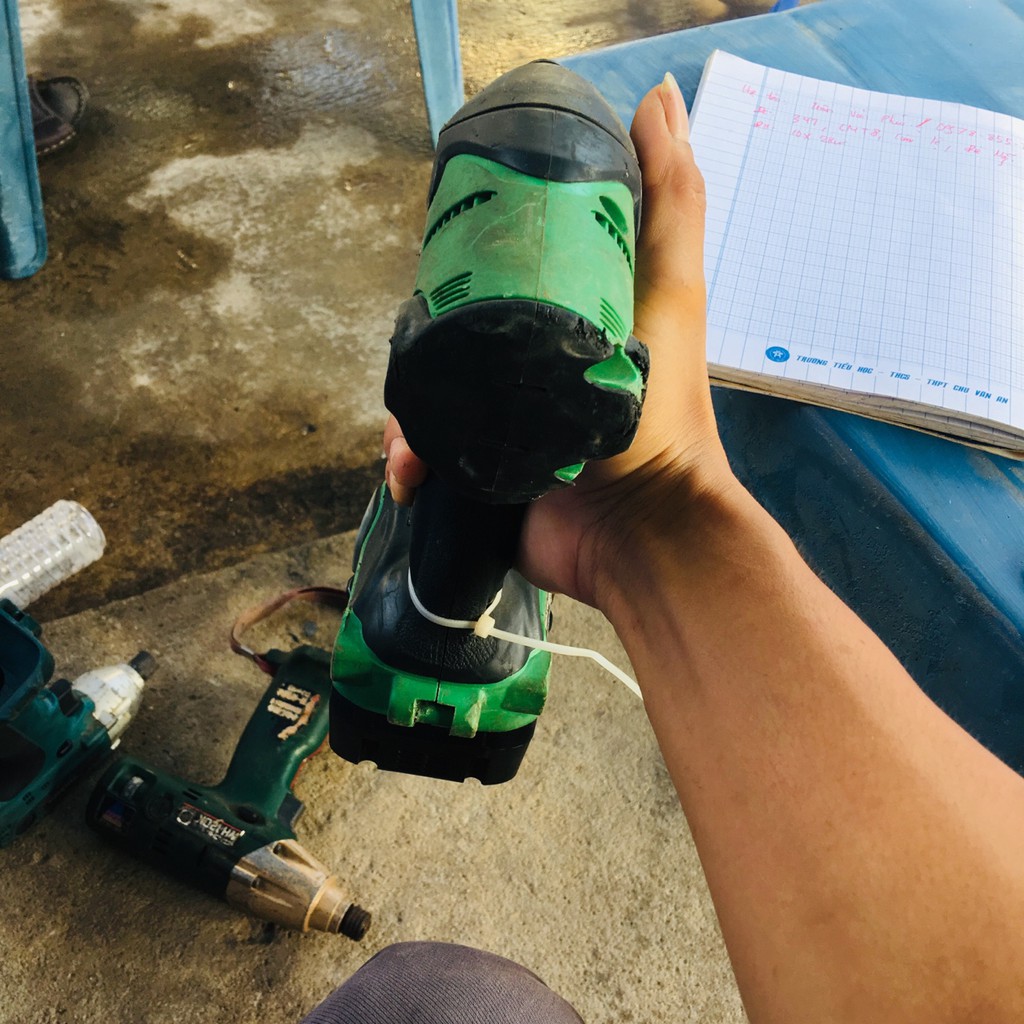 339-Máy bắn vít HITACHI 14.4v nội đại Nhật