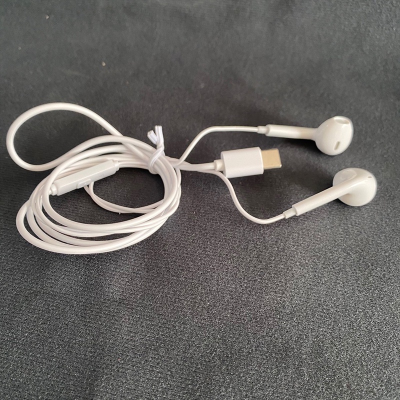 Tai nghe dây TYPE-C- J28, micro đàm thoại tiện lợi  Âm bass mạnh mẽ