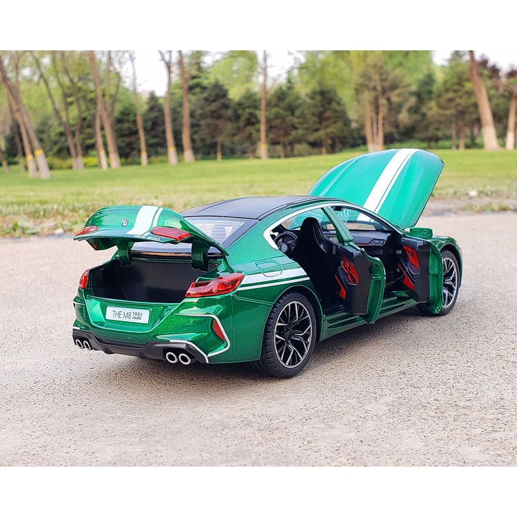 Xe mô hình BMW MH8 800 tỉ lệ 1:24