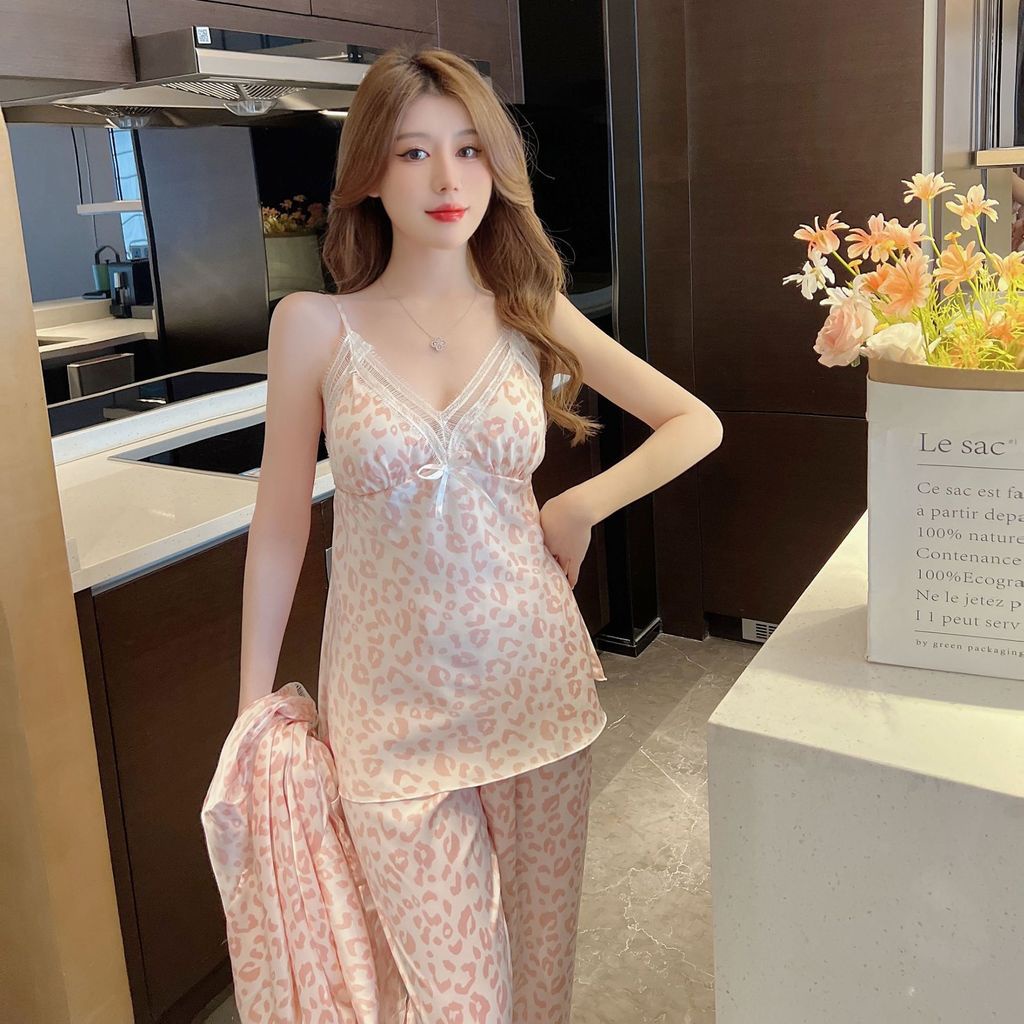 Bộ Đồ Ngủ Lụa 3 Món Phối Ren Gợi Cảm Dành Cho Nữ