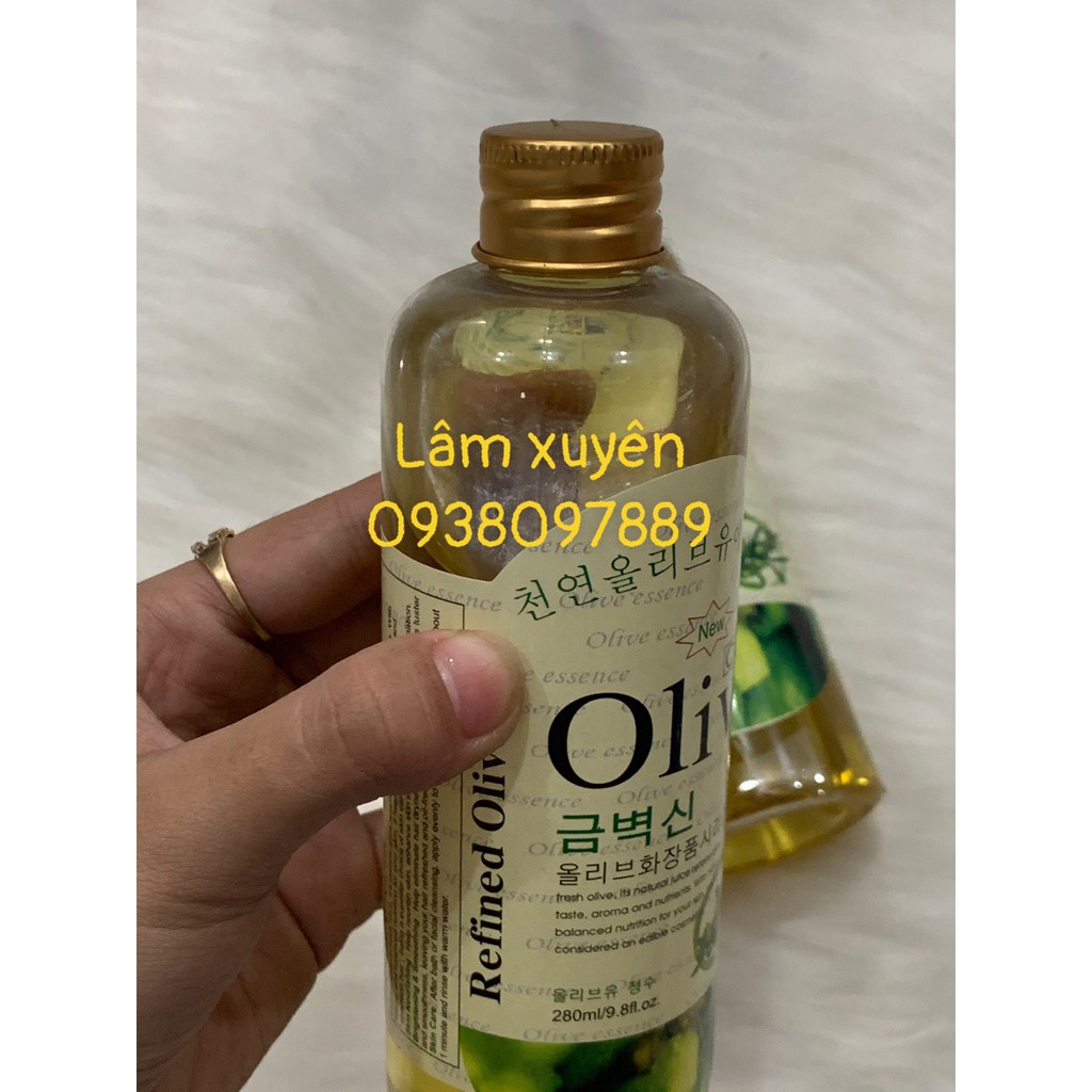 Tinh dầu massage OliveGIÁ RẺdung tích 280ml, độ trơn cao, giúp massage nhẹ nhàng, giúp da mịn màng