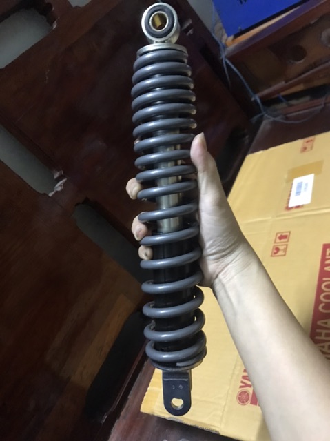 Phuộc sau xe Skydrive 125cc/ Su aven gắn được Mio/ Luvias