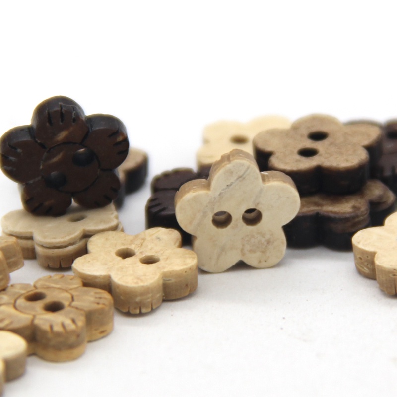 Set 50 / Bộ 50 Nút Gỗ Hình Bông Hoa / Vỏ Dừa Tự Nhiên Trang Trí Váy Sơ Mi / Áo Sơ Mi Cho Bé