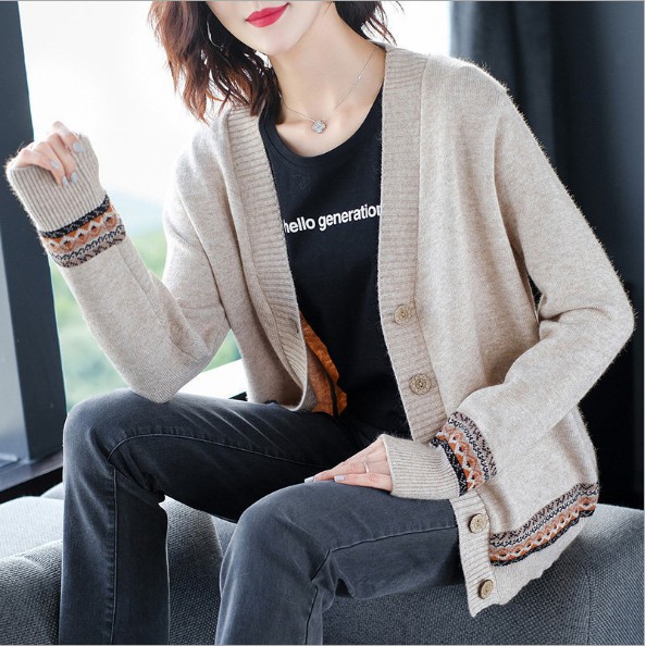 Áo khoác len cardigan họa tiết thổ cẩm hot trend 2020