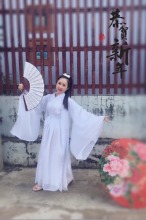 Hán phục áo choàng trắng ( hàng ord)
