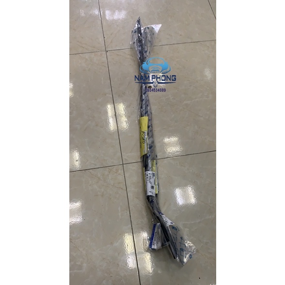 Nẹp kính chắn gió Fiesta trước trái trước phải - 8A61A03195AE5YYW / 8A61A03195AD5YYW / 8A61A03194AE5YYW / 8A61A03194AD5Y