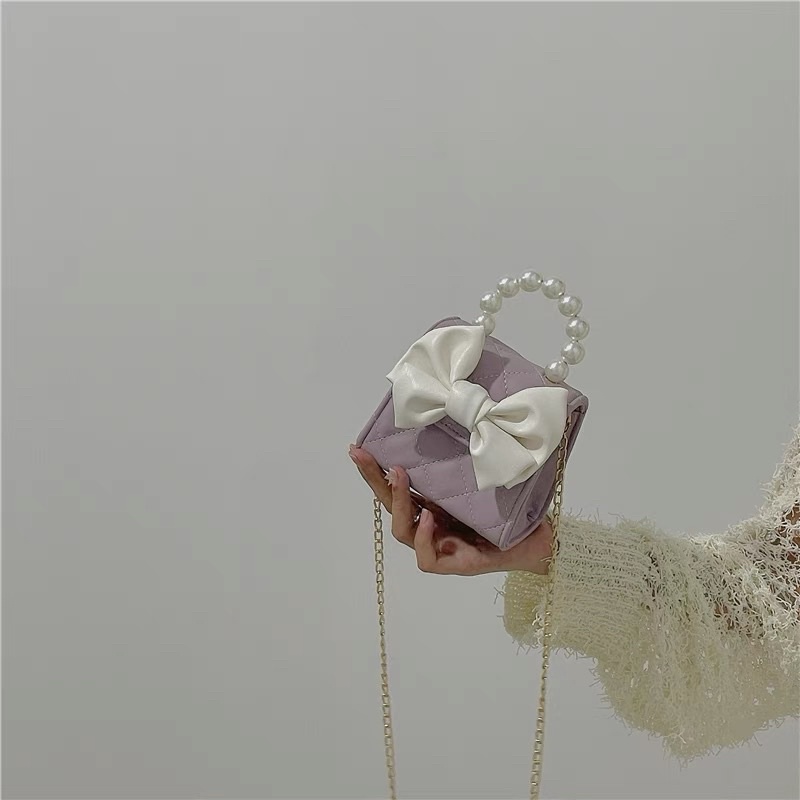 TÚI MINI ĐÍNH CƯỜM TRẮNG KÈM NƠ XINH TONE MÀU PASTEL