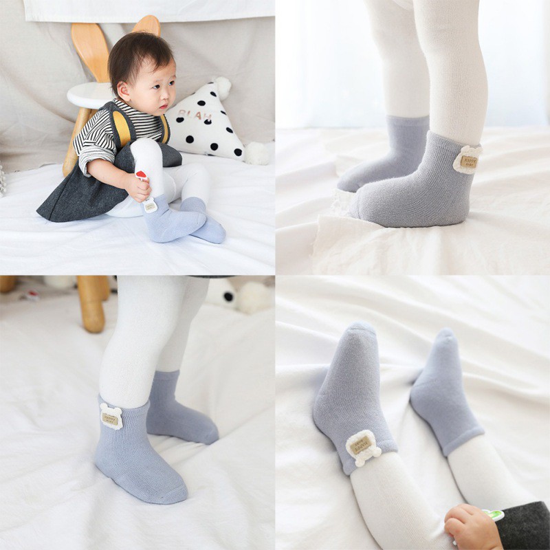 Set 3 Đôi Tất Chống Trượt Cho Bé Từ 1-3 Tuổi