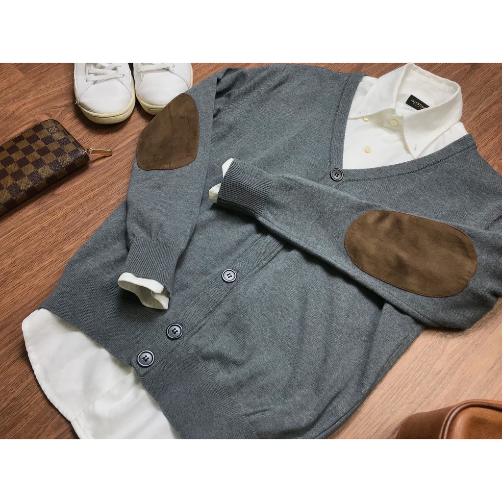 Áo CARDIGAN nam mỏng, mở khuy, cổ chữ V, đáp da lộn khuỷu tay, chất cotton mềm mịn, KHÔNG BAI XÙ - DT22-03