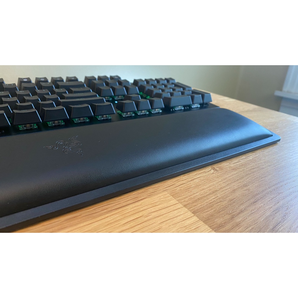 Bàn phím  cơ Razer Blackwidow V3 Pro - Không dây / USB Wireless - Bluetooth - Bảo hành 2 năm
