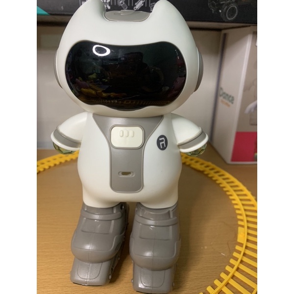 ĐỒ CHƠI ROBOT TRƯỢT BĂNG BIẾT HÁT NHẢY DANCE PHÁT SÁNG 🐷