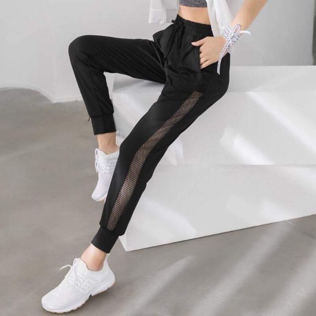 Quần Jogger Thể Thao Nữ Phối Lưới Có Dây Rút Và Bo Gấu - Thun 4 Chiều Không Xù Lông