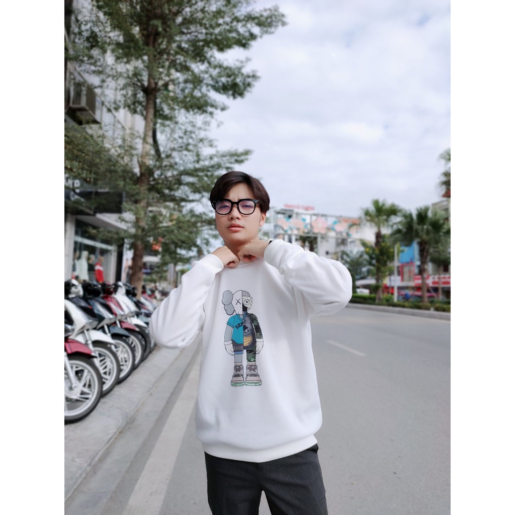 Áo nỉ Sweater KAWS cute form suông rộng unisex cho nam nữ, chất nỉ bông siêu ấm, màu đen trắng cổ tròn