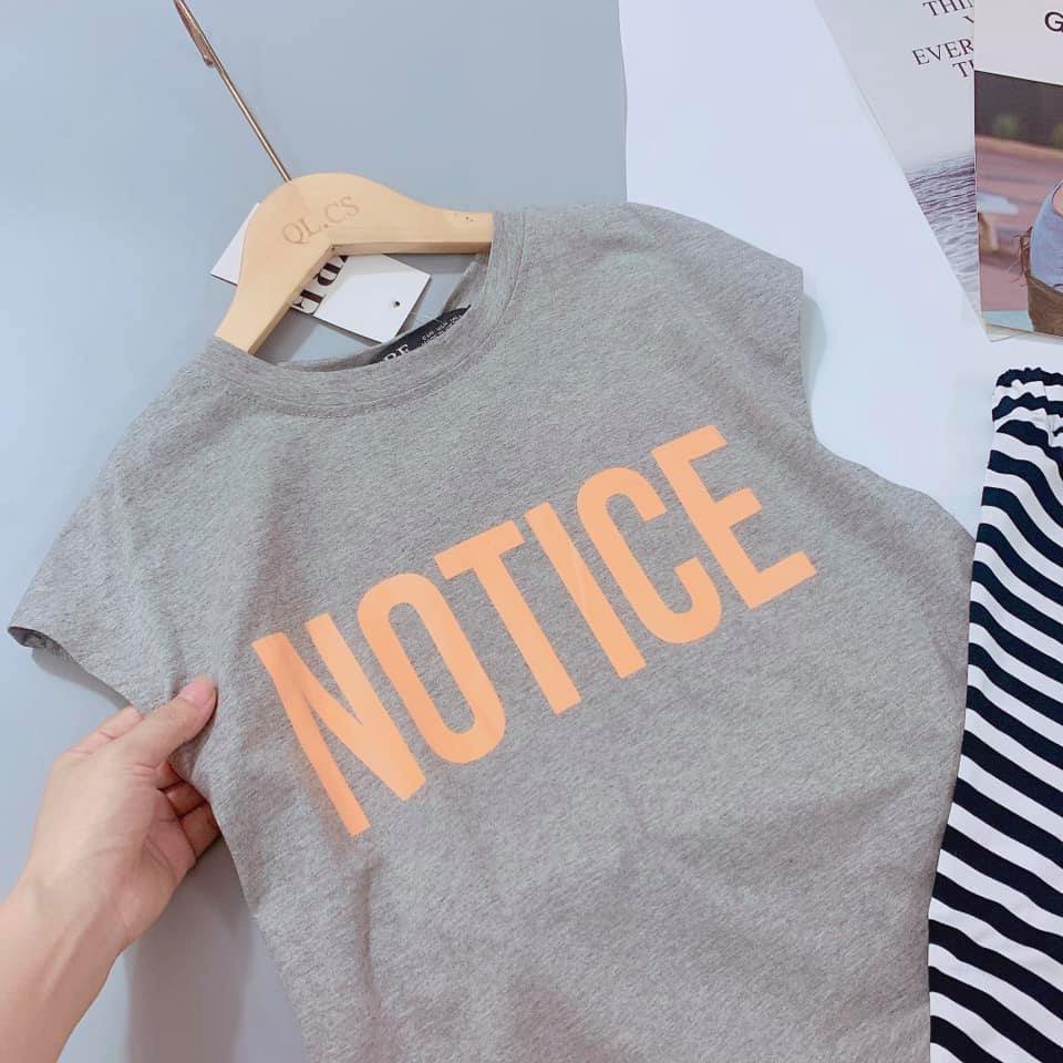 (HOTTREND 2021) Set Áo Phông Notice Phối Chân Váy Kẻ