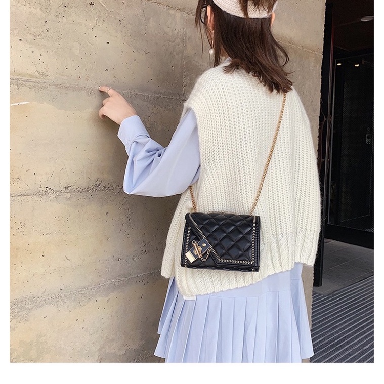 Túi Xách Nữ, Túi Đeo Chéo Khoá Gương Cài Dây Xích Đặc Nặng Tay Sang Chảnh