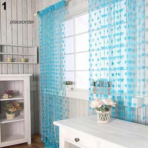 Rèm cửa dây tua rua nhựa hình trái tim xinh xắn 1x2m
