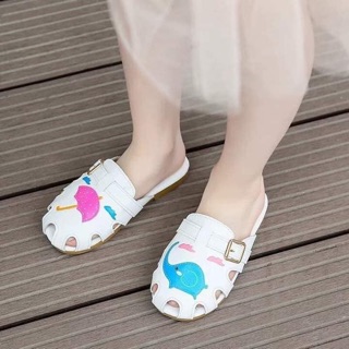 Giày sục da cho bé gái