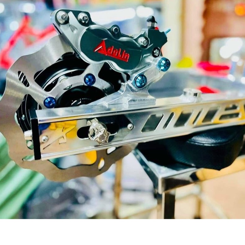 COMBO SAU - Heo dầu Brcmbe 4piston đối xứng (Bạc Logo Xanh) Kèm Pát Sau gắn Ex135 Ex150/155 Winner Raider Satria Sonic