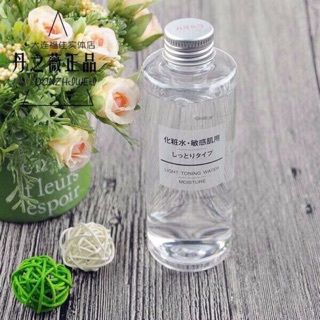 Nước hoa hồng muji