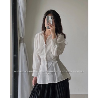 Áo sơ mi trắng chiết eo xếp ly the.sweaterweather TSW