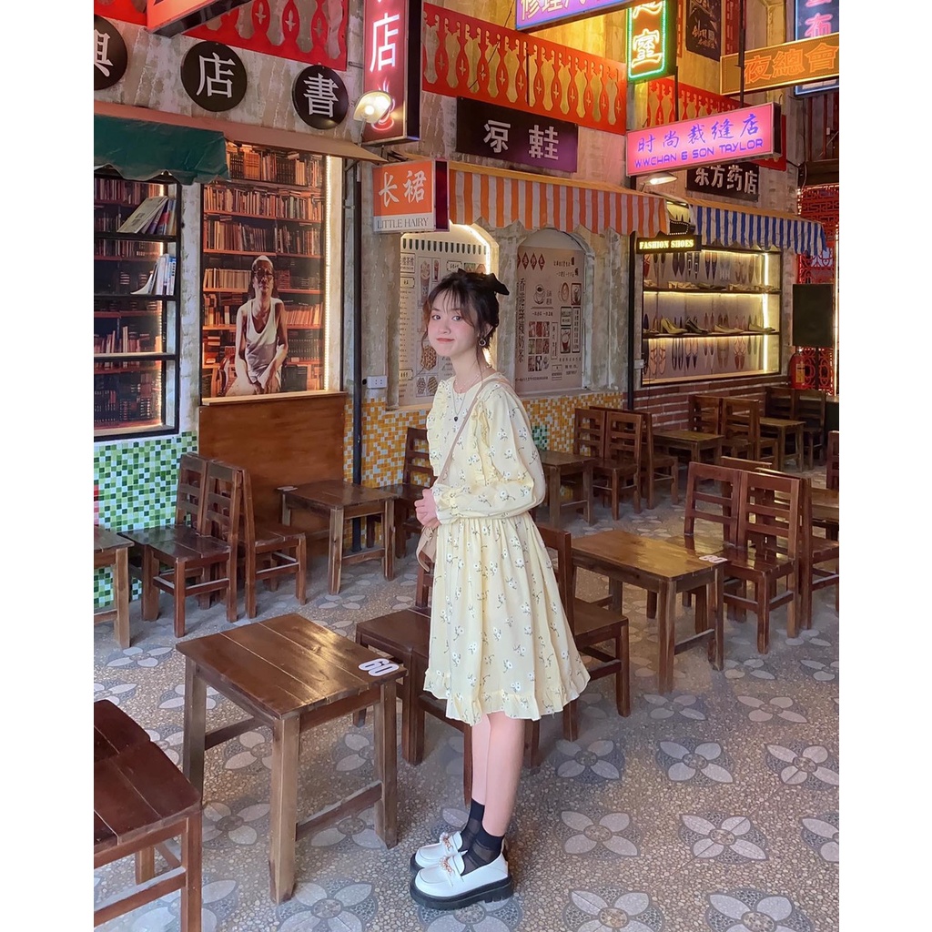 Đầm hoa nhí ngắn tay bồng be
