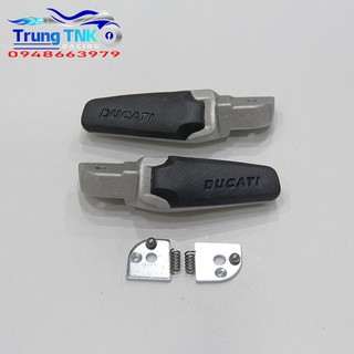 Gác chân ducati gắn honda và yamaha 1 cặp.
