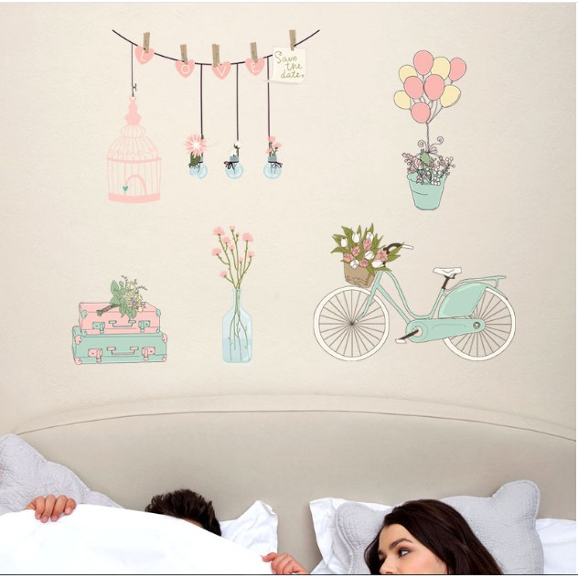 Decal trang trí tường Xe đạp và chậu hoa Màu dịu dàng