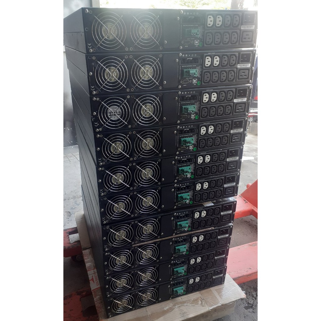 VSD 2200ER - Bộ lưu điện  RIELLO 2200VA / 1760W