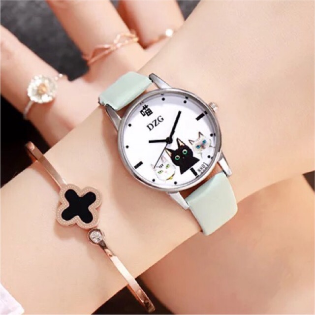 (New arrival- đồng hồ Tam Miu) Đồng hồ nữ DZG a3 dây da mặt 3 con mèo dễ thương | BigBuy360 - bigbuy360.vn