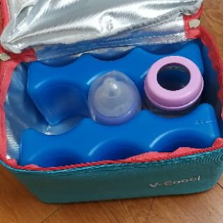 Thanh đá khô hộp nhựa 3 sóng 600ml