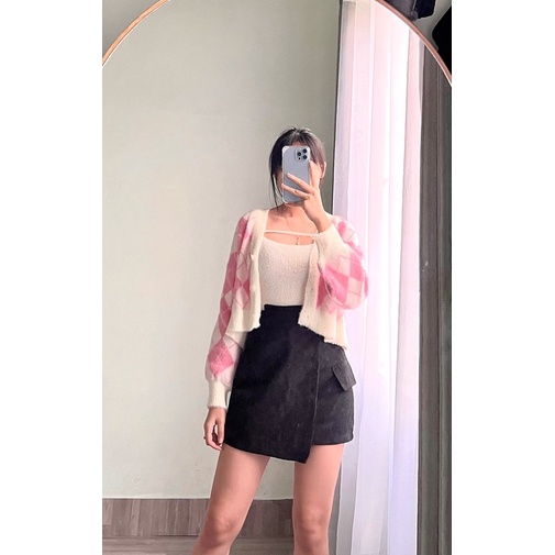 (Sẵn) Set Nữ Áo Len Cardigan Lông Thỏ Kèm Áo 2 Dây Set Áo Len Hoạ Tiết Quả Trám Màu Hồng Xinh Xắn ( Ảnh thật ) | BigBuy360 - bigbuy360.vn