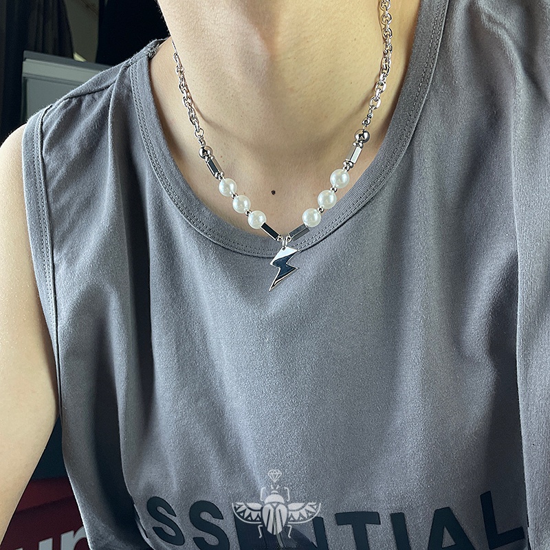 Vòng cổ Thép Titan Mặt Tia Chớp Đính Ngọc Trai hip hop INS Nâng Cao Thiết Kế niche Cho Nam Và Nữ