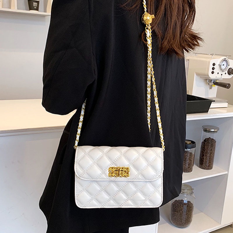 Túi Đeo Vai Hình Thoi Nhỏ Xinh Phối Dây Đeo Sợi Xích Thời Trang Cho Bạn Gái