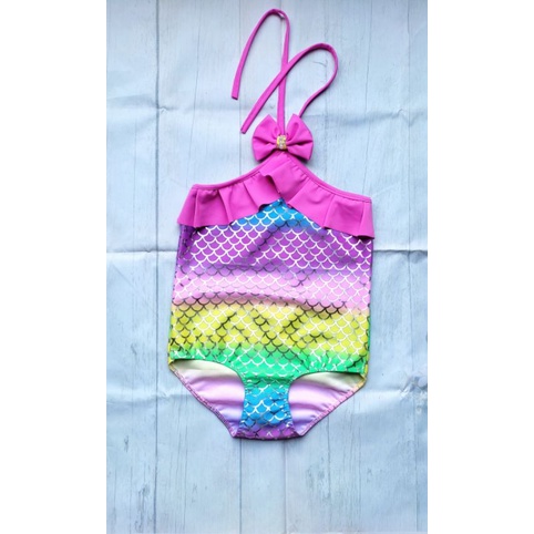 Bikini liền mảnh