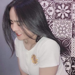 CropTop Gân Gài Nút Thêu Bông Cúc