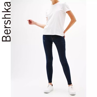 Quần jeans Bershka (gửi mẫu quần vào inbox nhé)