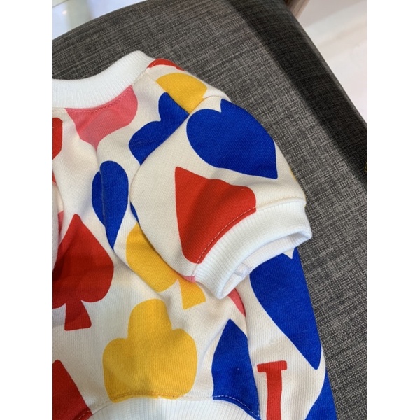 Áo có tay cho chó mèo