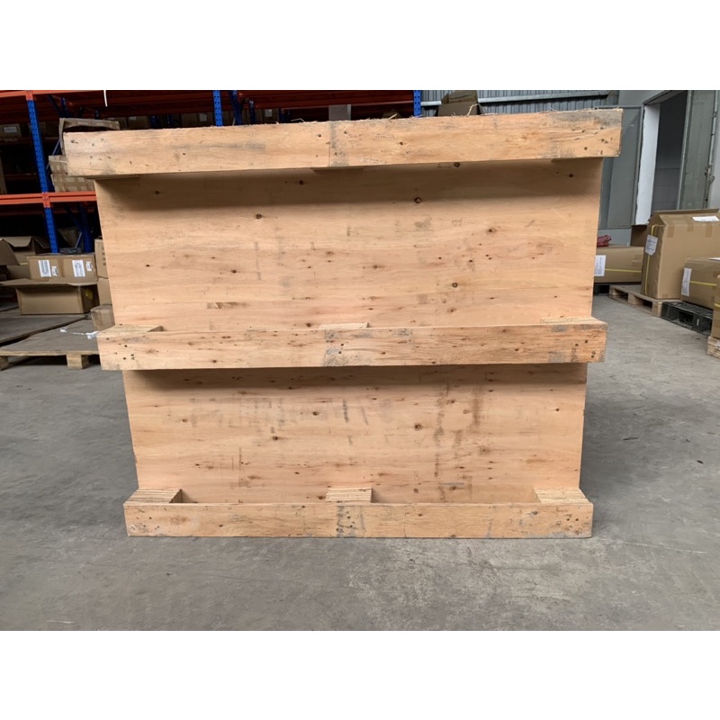 Pallet nhựa, pallet ván ép