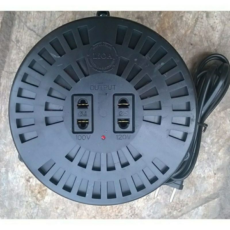 Biến áp tự ngẫu 2000va LiOA